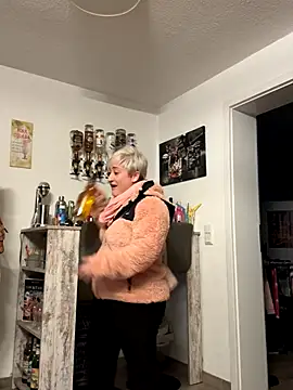 Rozendefotz online show from 11-26-25, 07:41