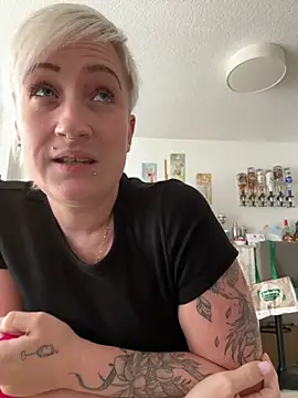 Rozendefotz online show from 09-17-25, 02:08