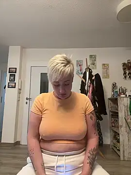 Rozendefotz online show from 09-22-25, 05:46