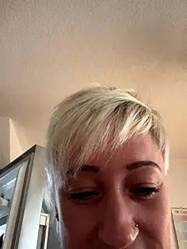 Rozendefotz online show from 10-27-25, 06:58