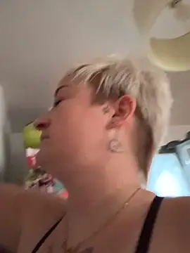 Rozendefotz online show from 11-24-25, 07:30