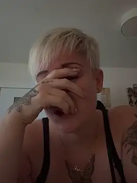 Rozendefotz online show from 10-23-25, 06:12