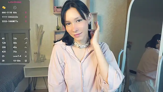 Snapshot of IrenePlamer chatting on 09-26-25, 07:32 IrenePlamer online show from 09-26-25, 07:32