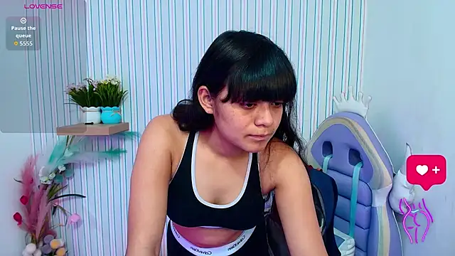 Snapshot of kataleya__18 chatting on 06-12-26, 07:44 kataleya 18 online show from 06-12-26, 07:44