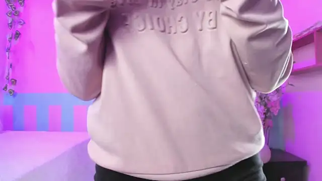 kataleya  18 online show from 02-11-26, 01:16