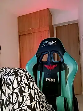 Tamara valentine online show from 04-16-26, 08:37