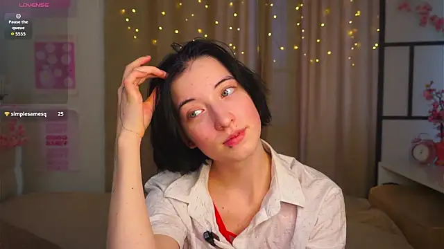 Snapshot of JuanaFriesz chatting on 02-21-26, 09:22 JuanaFriesz online show from 02-21-26, 09:22