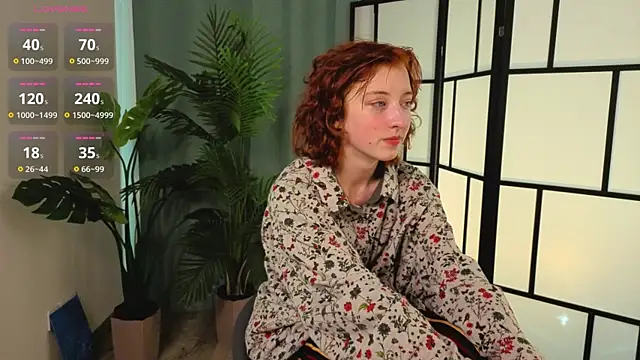 JuanaFriesz online show from 09-12-25, 07:19