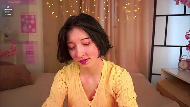 JuanaFriesz online show from 03-08-26, 09:12