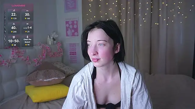 JuanaFriesz online show from 03-28-26, 09:21