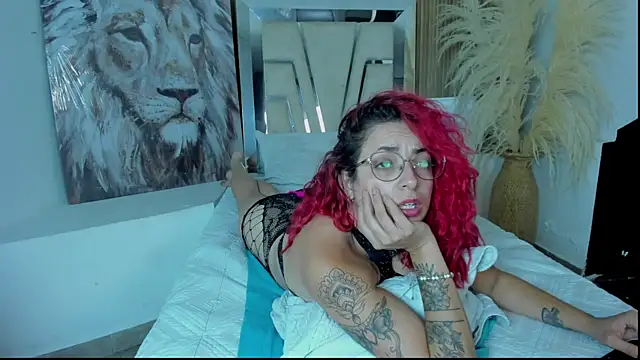 RoxanneStorm  online show from 01-05-26, 05:27