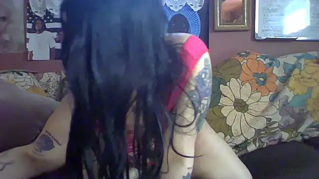 thickasstley online show from 05-04-26, 07:50