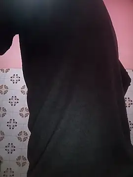 boy arabe 20 online show from 02-21-26, 12:23