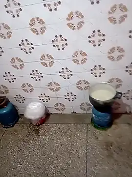 boy arabe 20 online show from 02-24-26, 12:33