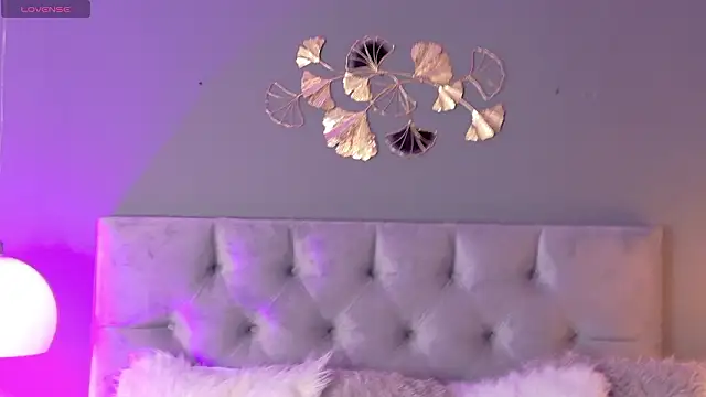 Snapshot of kendalFox_ chatting on 02-24-26, 02:34 kendalFox online show from 02-24-26, 02:34