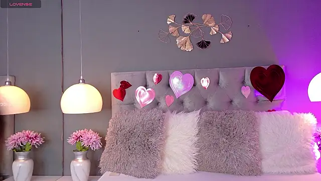 Snapshot of kendalFox_ chatting on 02-14-26, 03:40 kendalFox online show from 02-14-26, 03:40