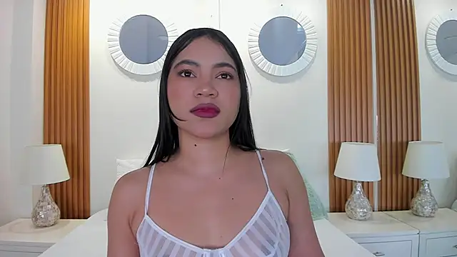 Snapshot of kendalFox_ chatting on 09-13-25, 12:27 kendalFox online show from 09-13-25, 12:27