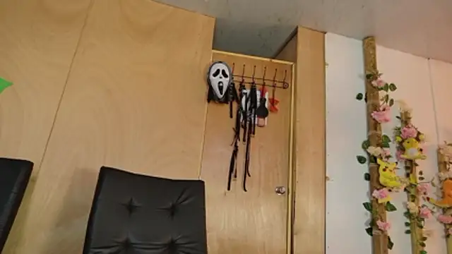 Snapshot of calvin_soussaa chatting on 12-04-25, 07:35 calvin soussaa online show from 12-04-25, 07:35