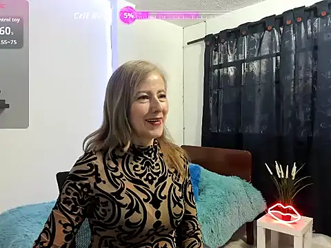 Snapshot of vanesa_mystic2 chatting on 10-14-25, 01:01 vanesa mystic2 online show from 10-14-25, 01:01