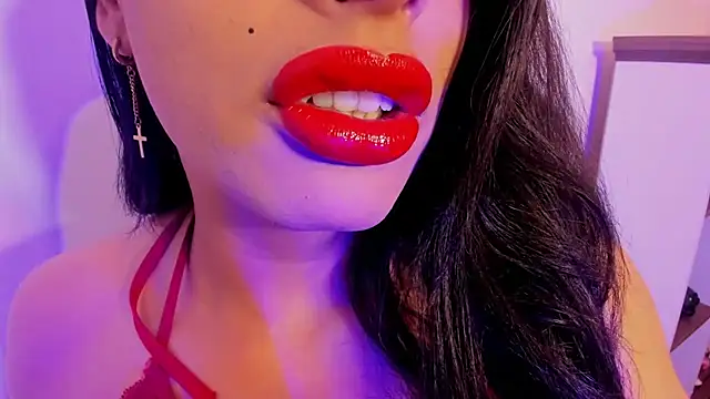 sweet Elizabeth online show from 02-25-26, 01:11