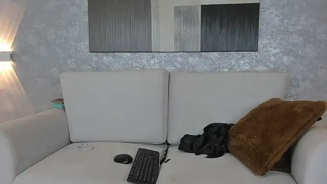 Snapshot of Lucia_jane chatting on 07-10-26, 08:20 Lucia jane online show from 07-10-26, 08:20