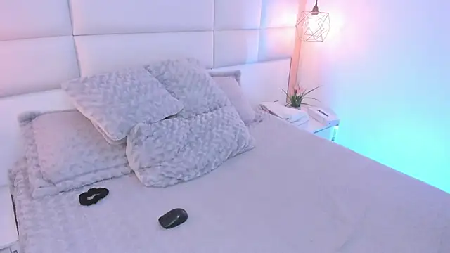 Lucia jane online show from 02-04-26, 08:37