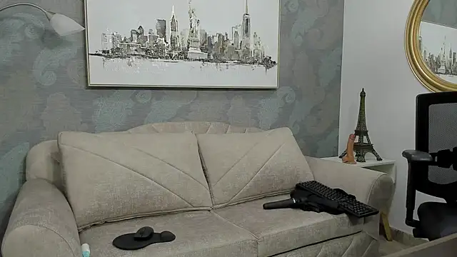 Lucia jane online show from 11-07-25, 07:51