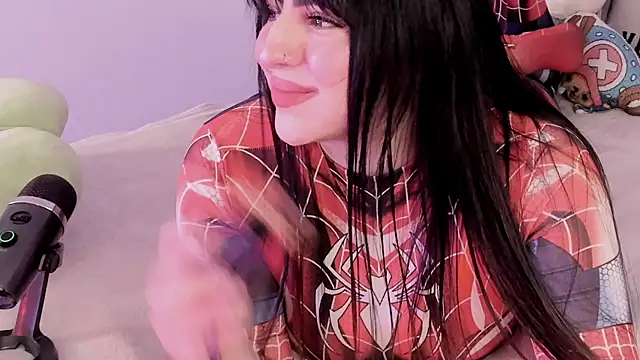 Camila Matinez  online show from 10-14-25, 12:00