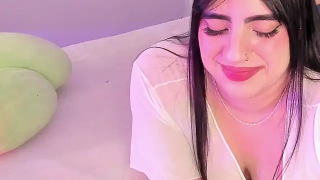Camila Matinez  online show from 04-21-26, 12:34