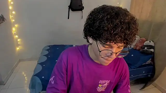 Tom Blues online show from 01-16-26, 01:37