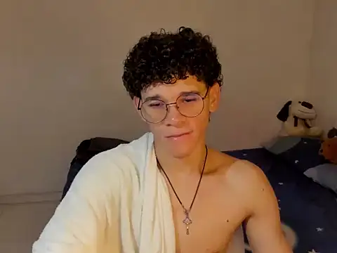 Tom Blues online show from 10-28-25, 12:59