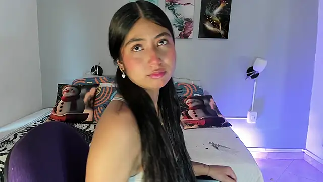 KimTayloor1 online show from 11-11-25, 07:41