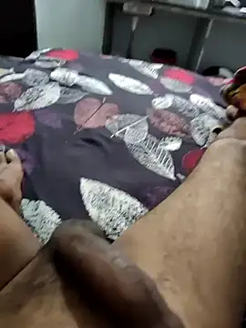 Snapshot of riyaroy087 chatting on 02-22-26, 10:39 riyaroy087 online show from 02-22-26, 10:39