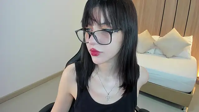 Snapshot of nessnesta chatting on 09-23-25, 02:40 nessnesta online show from 09-23-25, 02:40