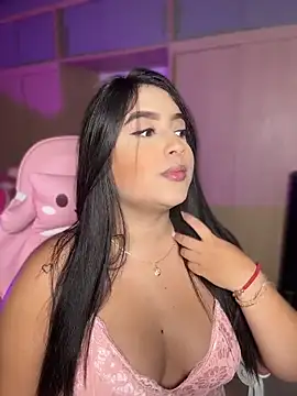 Emiily Moore1 online show from 05-05-26, 10:46