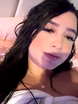 Emiily Moore1 online show from 10-18-25, 10:01