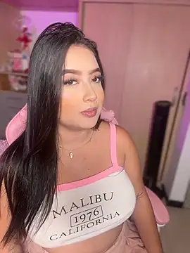 Emiily Moore1 online show from 04-17-26, 10:01