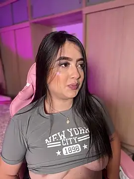 Emiily Moore1 online show from 02-18-26, 11:01