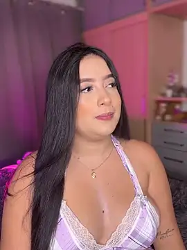 Emiily Moore1 online show from 12-20-25, 12:13