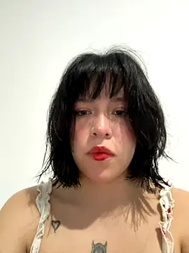 Snapshot of aliciia_23 chatting on 09-23-25, 03:24 aliciia 23 online show from 09-23-25, 03:24