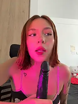 aliciia 23 online show from 04-14-26, 10:15