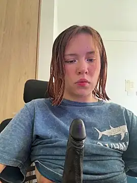 Snapshot of aliciia_23 chatting on 04-30-26, 09:08 aliciia 23 online show from 04-30-26, 09:08