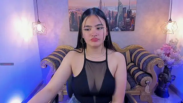 Snapshot of Laura_janne chatting on 09-26-25, 04:30 Laura janne online show from 09-26-25, 04:30