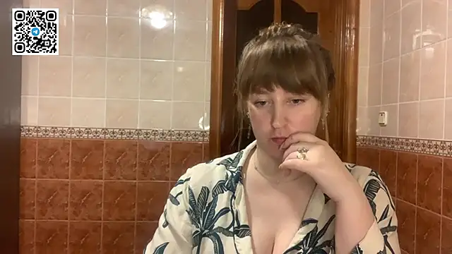 MaroonMoon  online show from 01-09-26, 09:00