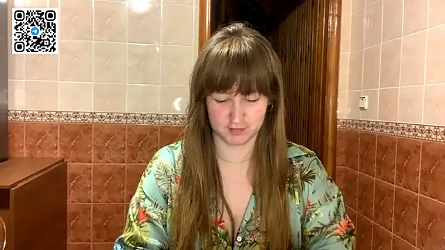 MaroonMoon  online show from 10-26-25, 08:31