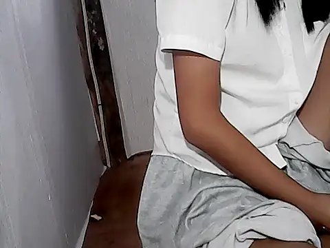 pinay-momm1682 online show from 06-17-26, 08:47