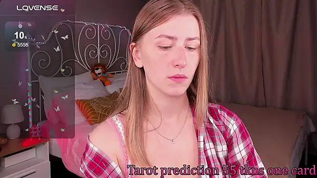 Snapshot of VesperaCeleste chatting on 09-12-25, 05:40 VesperaCeleste online show from 09-12-25, 05:40