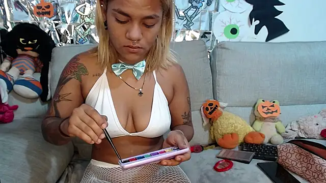 Raycatt1 online show from 10-31-25, 09:06