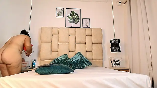 elizawiliamst online show from 09-10-25, 01:21