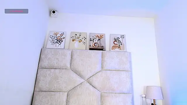 Snapshot of elizawiliamst chatting on 06-27-26, 12:11 elizawiliamst online show from 06-27-26, 12:11